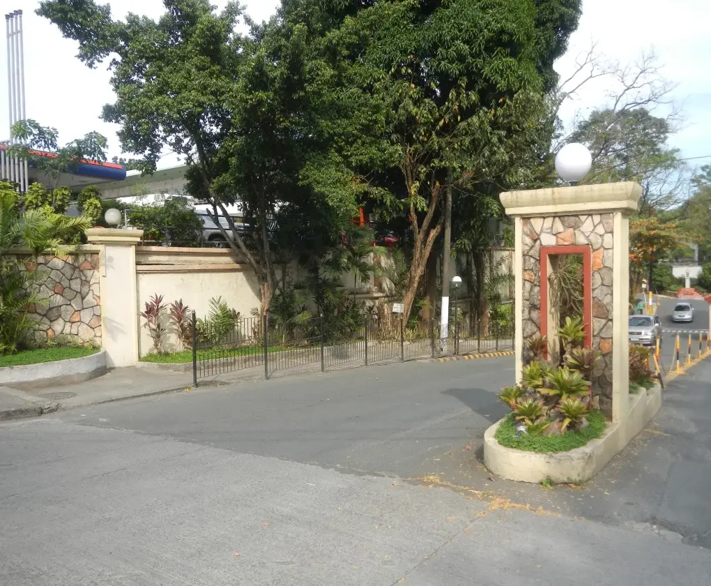 Loyola Grand Villas Quezon City, photo 3