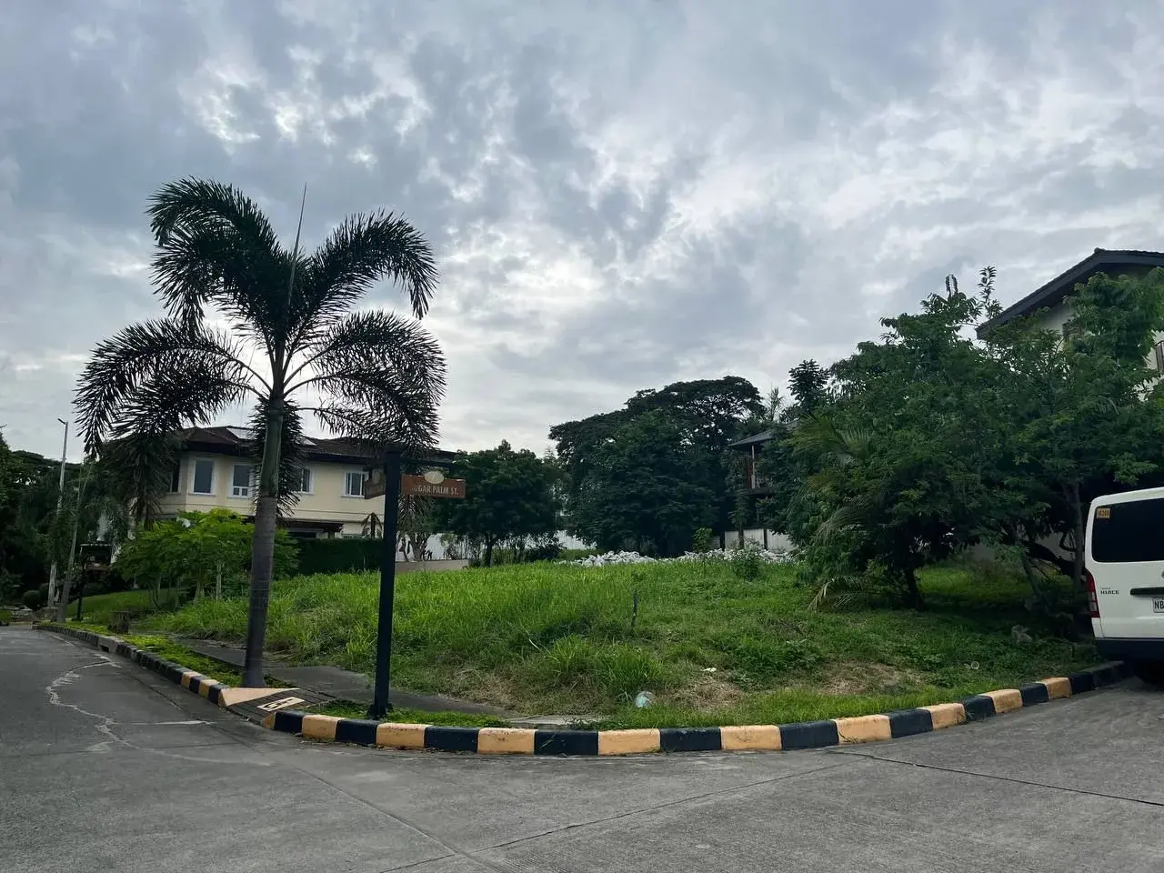 Palms Pointe Filinvest Alabang - Near Ayala Alabang Village, photo 2