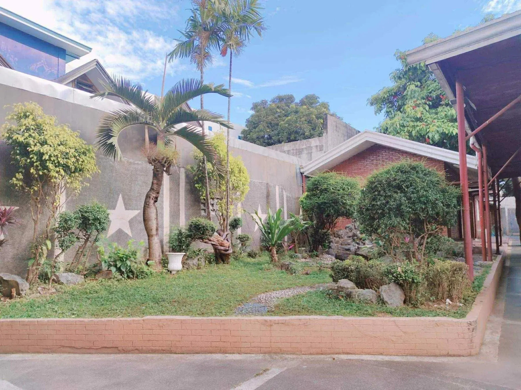 Marikina Heights Commercial Lot And Building