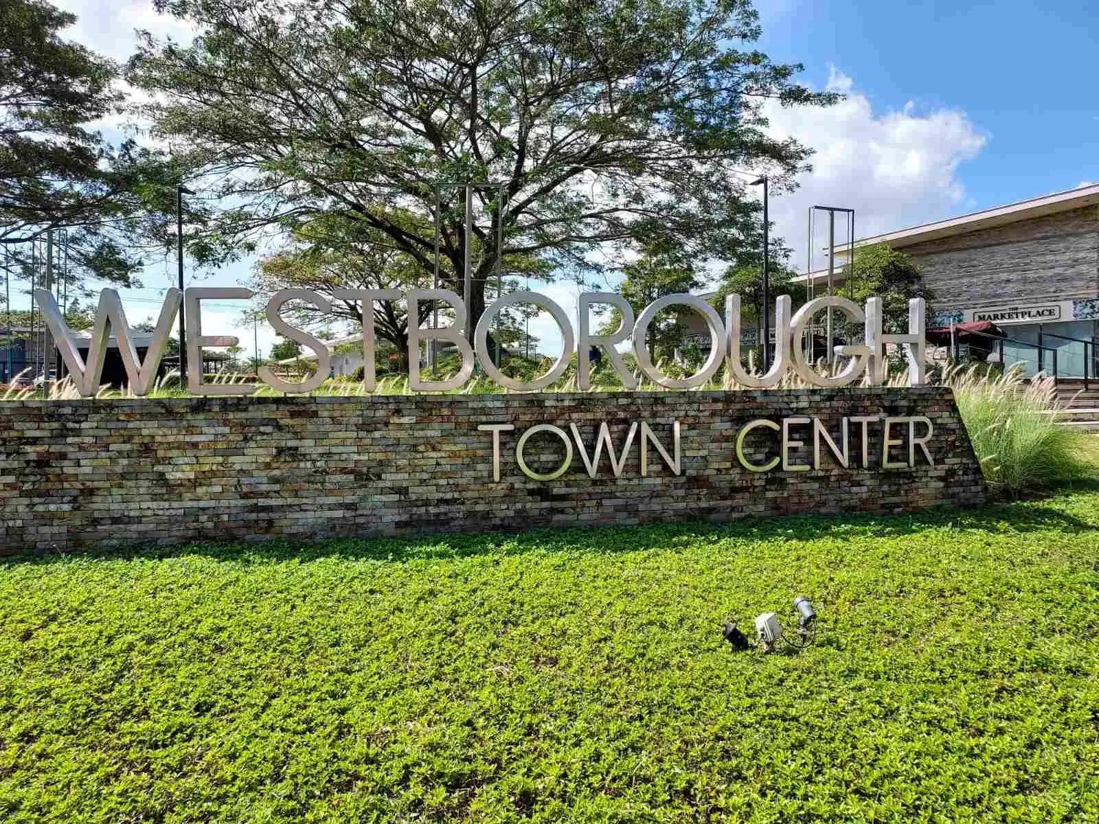 Westborough Town Center, photo 2