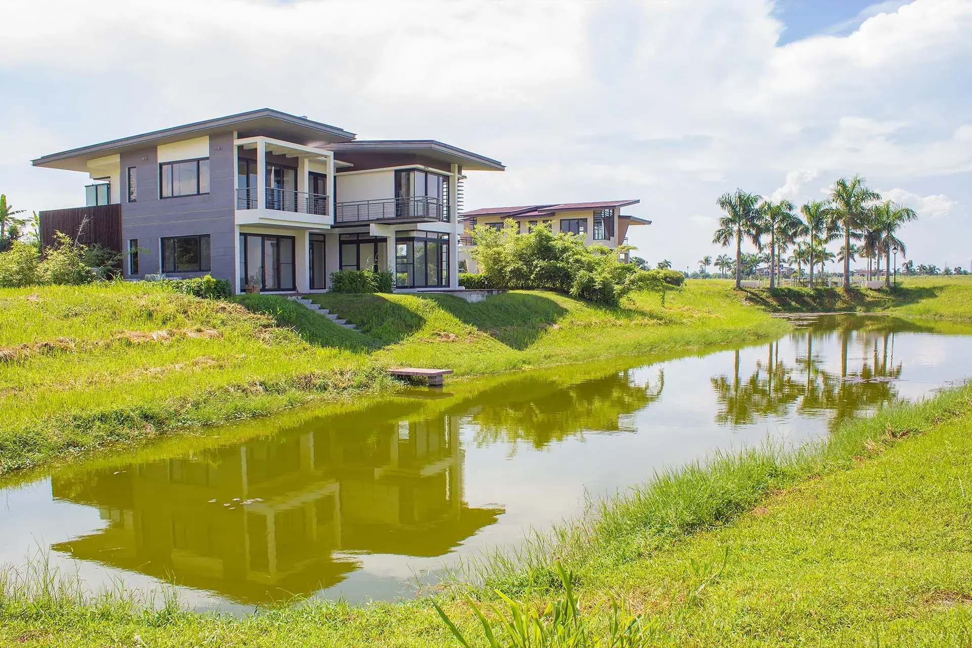 South Lake Village At Eton City