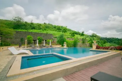 Twin Lakes Tagaytay, photo 2