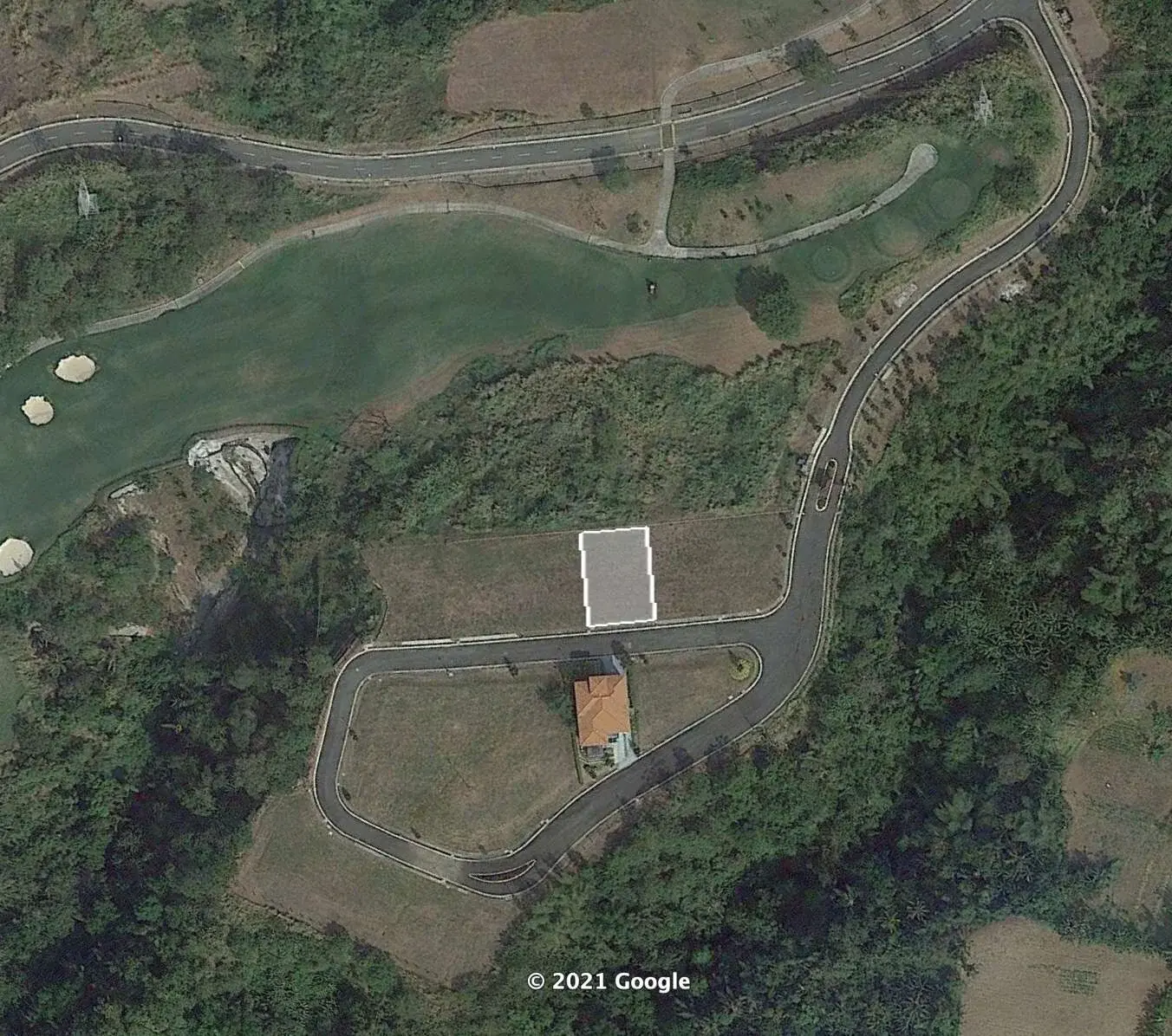 The Lakeside Enclave